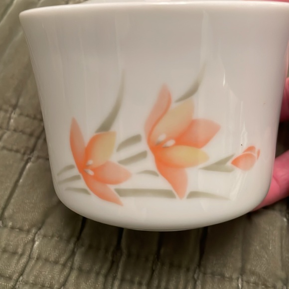 Vintage CORELLE Corning PEACH FLORAL Pattern Sugar Bowl with Lid - Picture 8 of 8